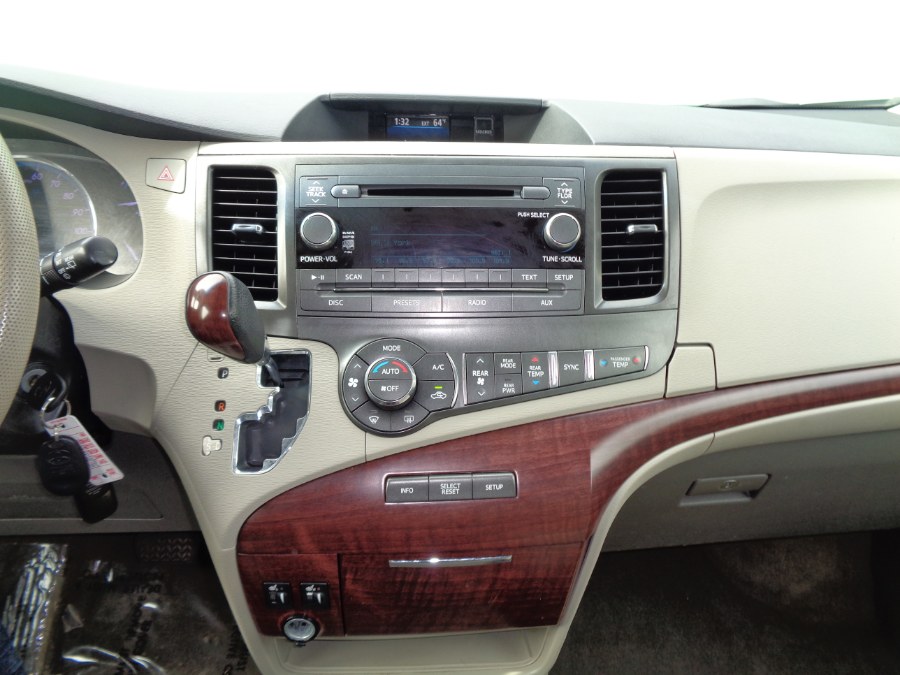 2014 Toyota Sienna 5dr 8-Pass Van V6 XLE FWD, available for sale in Valley Stream, New York | NY Auto Traders. Valley Stream, New York 2014 Toyota Sienna 5dr 8-Pass Van V6 XLE FWD, available for sale in Valley Stream, New York | NY Auto Traders. Valley Stream, New York