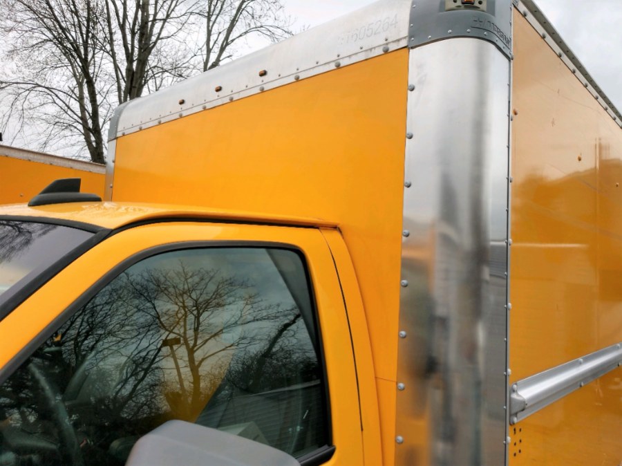 2017 GMC SAVANA 3500 16 FT BOX TRUCK 3500 Van 177" W.B., available for sale in COPIAGUE, New York | Warwick Auto Sales Inc. COPIAGUE, New York 2017 GMC SAVANA 3500 16 FT BOX TRUCK 3500 Van 177" W.B., available for sale in COPIAGUE, New York | Warwick Auto Sales Inc. COPIAGUE, New York
