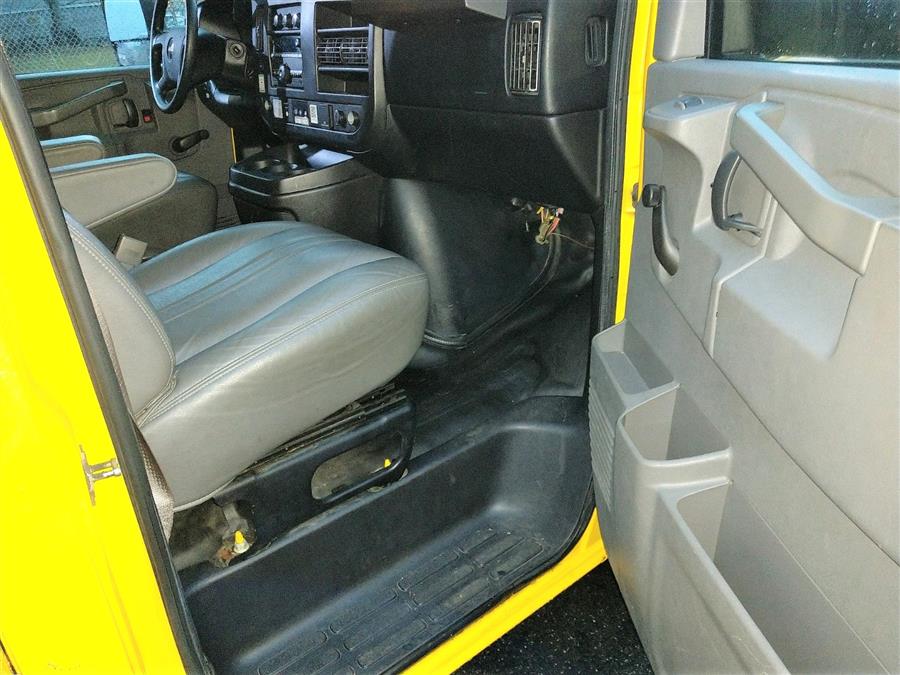2017 GMC SAVANA 3500 16 FT BOX TRUCK 3500 Van 177" W.B., available for sale in COPIAGUE, New York | Warwick Auto Sales Inc. COPIAGUE, New York 2017 GMC SAVANA 3500 16 FT BOX TRUCK 3500 Van 177" W.B., available for sale in COPIAGUE, New York | Warwick Auto Sales Inc. COPIAGUE, New York