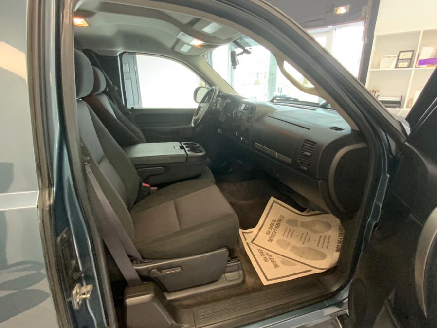 2013 GMC Sierra 1500 4WD Ext Cab 143.5" SLE, available for sale in Hartford, Connecticut | Franklin Motors Auto Sales LLC. Hartford, Connecticut 2013 GMC Sierra 1500 4WD Ext Cab 143.5" SLE, available for sale in Hartford, Connecticut | Franklin Motors Auto Sales LLC. Hartford, Connecticut
