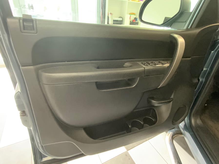 2013 GMC Sierra 1500 4WD Ext Cab 143.5" SLE, available for sale in Hartford, Connecticut | Franklin Motors Auto Sales LLC. Hartford, Connecticut 2013 GMC Sierra 1500 4WD Ext Cab 143.5" SLE, available for sale in Hartford, Connecticut | Franklin Motors Auto Sales LLC. Hartford, Connecticut