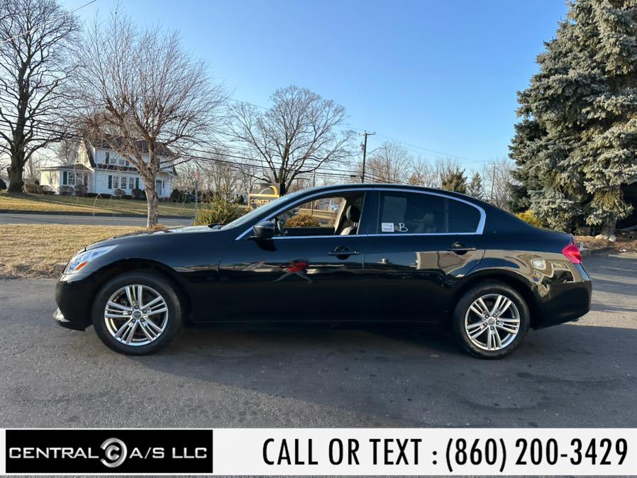 2015 Infiniti Q40 4dr Sdn AWD, available for sale in East Windsor, Connecticut | Central A/S LLC. East Windsor, Connecticut 2015 Infiniti Q40 4dr Sdn AWD, available for sale in East Windsor, Connecticut | Central A/S LLC. East Windsor, Connecticut
