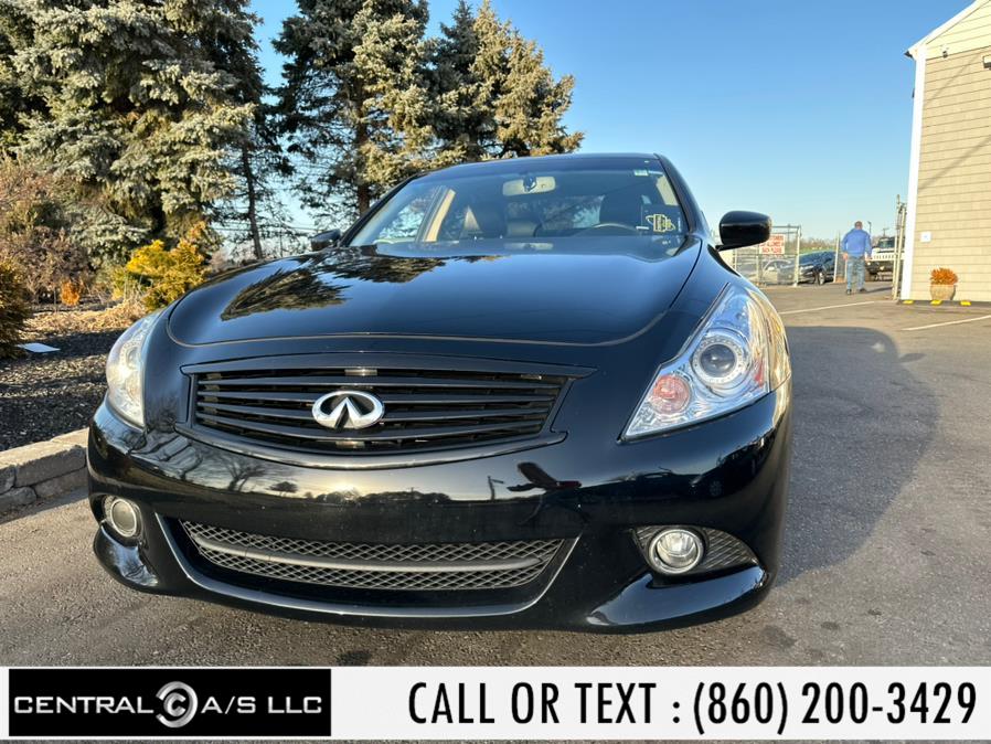 2015 Infiniti Q40 4dr Sdn AWD, available for sale in East Windsor, Connecticut | Central A/S LLC. East Windsor, Connecticut 2015 Infiniti Q40 4dr Sdn AWD, available for sale in East Windsor, Connecticut | Central A/S LLC. East Windsor, Connecticut
