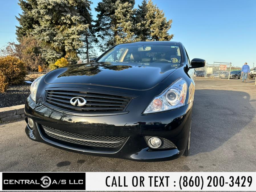2015 Infiniti Q40 4dr Sdn AWD, available for sale in East Windsor, Connecticut | Central A/S LLC. East Windsor, Connecticut 2015 Infiniti Q40 4dr Sdn AWD, available for sale in East Windsor, Connecticut | Central A/S LLC. East Windsor, Connecticut