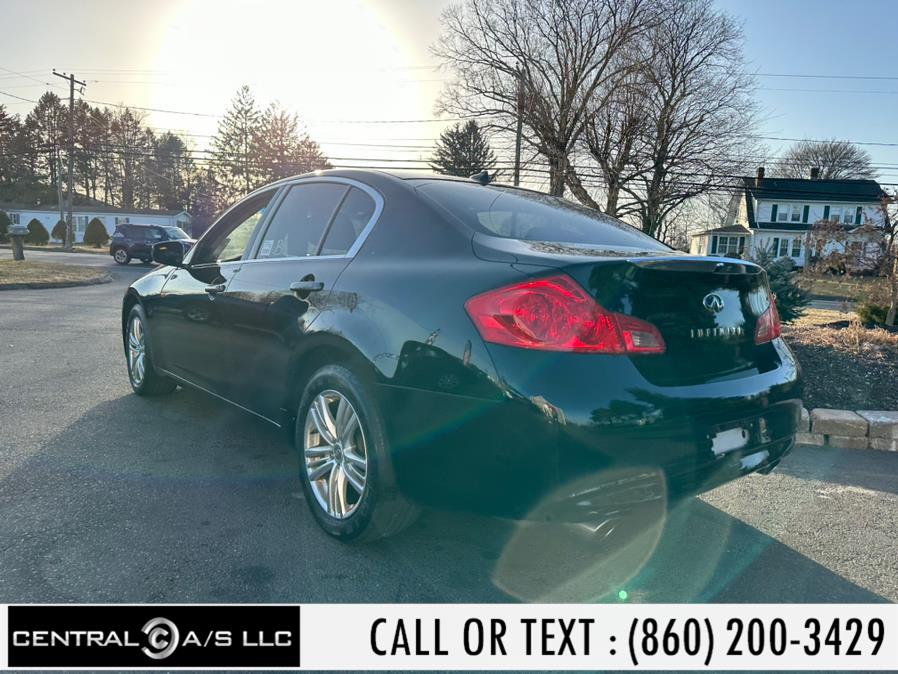 2015 Infiniti Q40 4dr Sdn AWD, available for sale in East Windsor, Connecticut | Central A/S LLC. East Windsor, Connecticut 2015 Infiniti Q40 4dr Sdn AWD, available for sale in East Windsor, Connecticut | Central A/S LLC. East Windsor, Connecticut