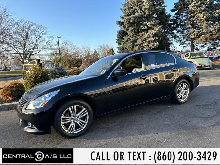 2015 Infiniti Q40 4dr Sdn AWD, available for sale in East Windsor, Connecticut | Central A/S LLC. East Windsor, Connecticut 2015 Infiniti Q40 4dr Sdn AWD, available for sale in East Windsor, Connecticut | Central A/S LLC. East Windsor, Connecticut