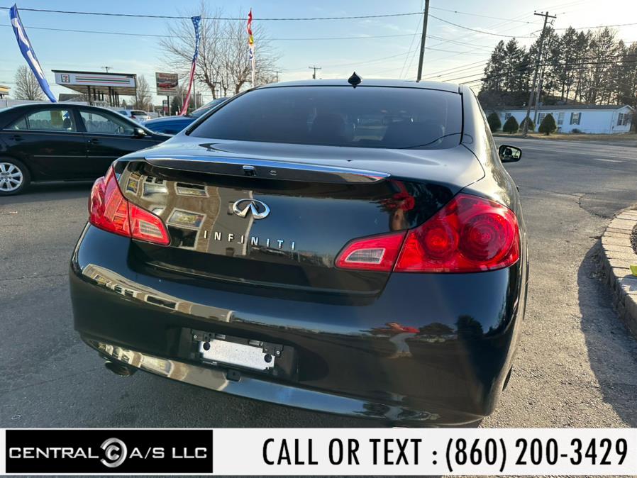 2015 Infiniti Q40 4dr Sdn AWD, available for sale in East Windsor, Connecticut | Central A/S LLC. East Windsor, Connecticut 2015 Infiniti Q40 4dr Sdn AWD, available for sale in East Windsor, Connecticut | Central A/S LLC. East Windsor, Connecticut