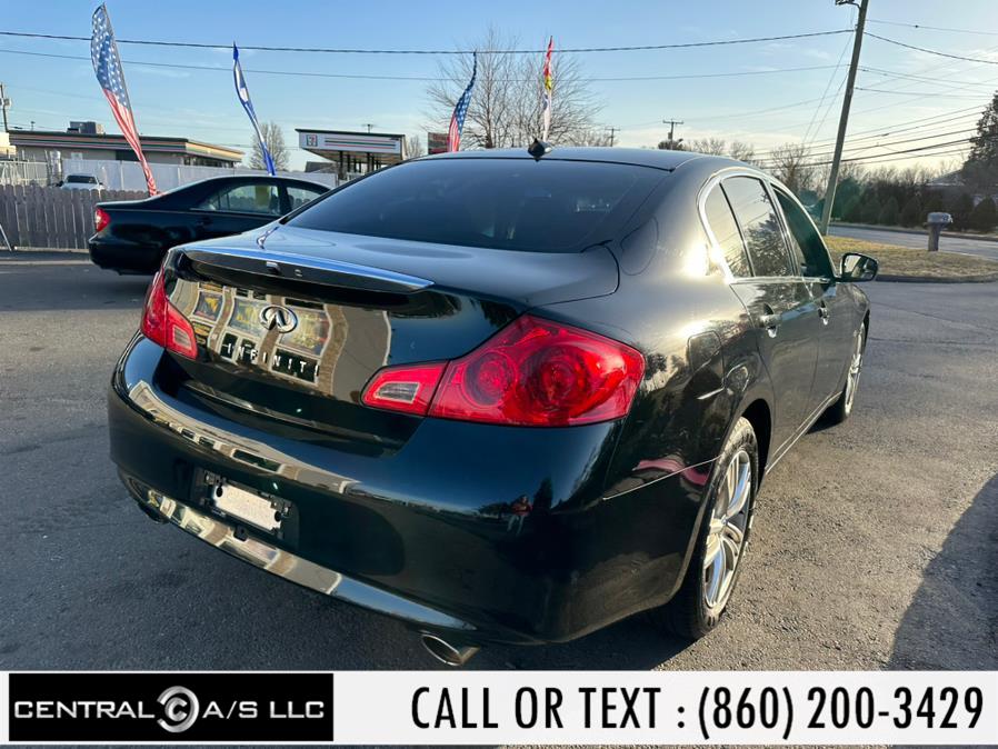 2015 Infiniti Q40 4dr Sdn AWD, available for sale in East Windsor, Connecticut | Central A/S LLC. East Windsor, Connecticut 2015 Infiniti Q40 4dr Sdn AWD, available for sale in East Windsor, Connecticut | Central A/S LLC. East Windsor, Connecticut