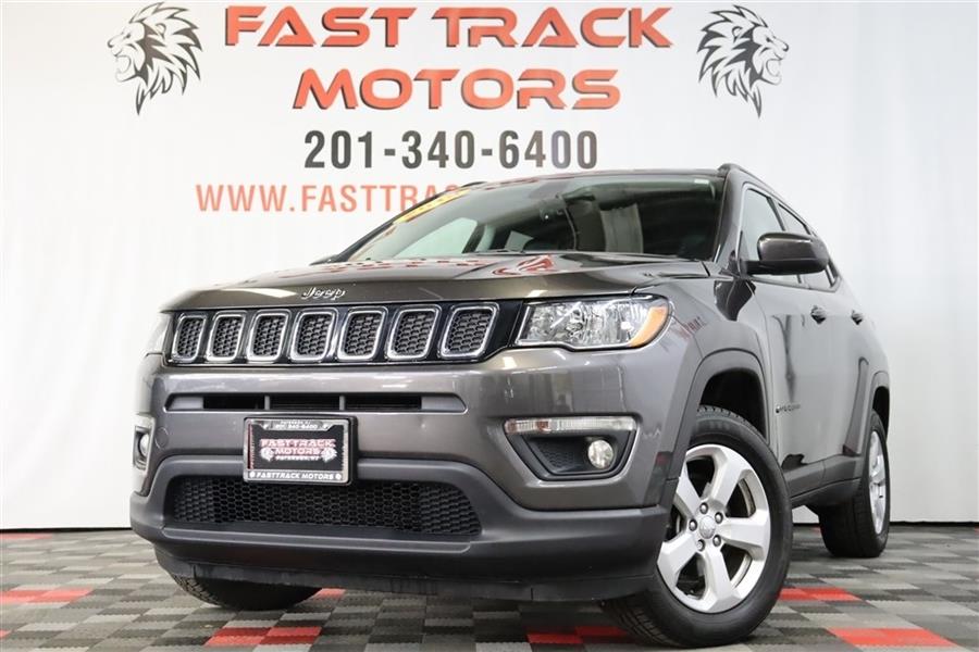 2018 Jeep Compass LATITUDE, available for sale in Paterson, New Jersey | Fast Track Motors. Paterson, New Jersey