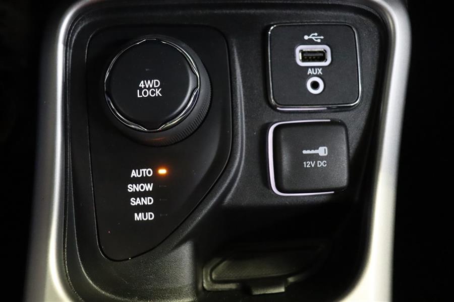 2018 Jeep Compass LATITUDE, available for sale in Paterson, New Jersey | Fast Track Motors. Paterson, New Jersey 2018 Jeep Compass LATITUDE, available for sale in Paterson, New Jersey | Fast Track Motors. Paterson, New Jersey