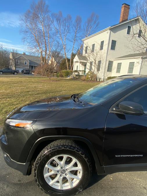 2015 Jeep Cherokee 4WD 4dr Sport, available for sale in Bronx, New York | TNT Auto Sales USA inc. Bronx, New York 2015 Jeep Cherokee 4WD 4dr Sport, available for sale in Bronx, New York | TNT Auto Sales USA inc. Bronx, New York