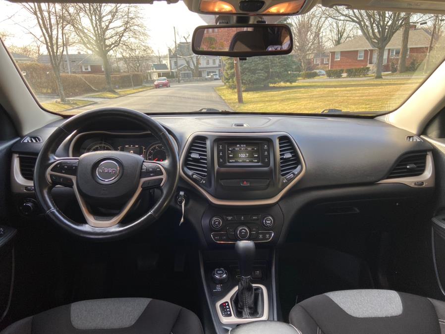 2015 Jeep Cherokee 4WD 4dr Sport, available for sale in Bronx, New York | TNT Auto Sales USA inc. Bronx, New York 2015 Jeep Cherokee 4WD 4dr Sport, available for sale in Bronx, New York | TNT Auto Sales USA inc. Bronx, New York