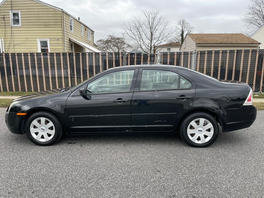 2006 Ford Fusion 4dr Sdn I4 S, available for sale in Copiague, New York | Great Deal Motors. Copiague, New York