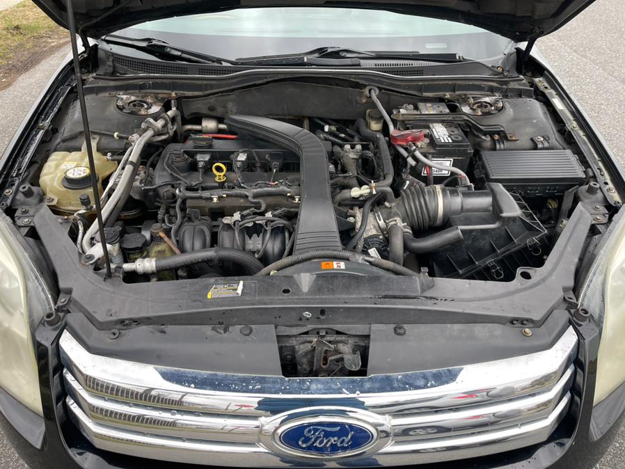 2006 Ford Fusion 4dr Sdn I4 S, available for sale in Copiague, New York | Great Deal Motors. Copiague, New York 2006 Ford Fusion 4dr Sdn I4 S, available for sale in Copiague, New York | Great Deal Motors. Copiague, New York