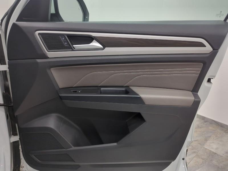 2021 Volkswagen Atlas 3.6L V6 SE w/Technology, available for sale in Maple Shade, New Jersey | Car Revolution. Maple Shade, New Jersey 2021 Volkswagen Atlas 3.6L V6 SE w/Technology, available for sale in Maple Shade, New Jersey | Car Revolution. Maple Shade, New Jersey