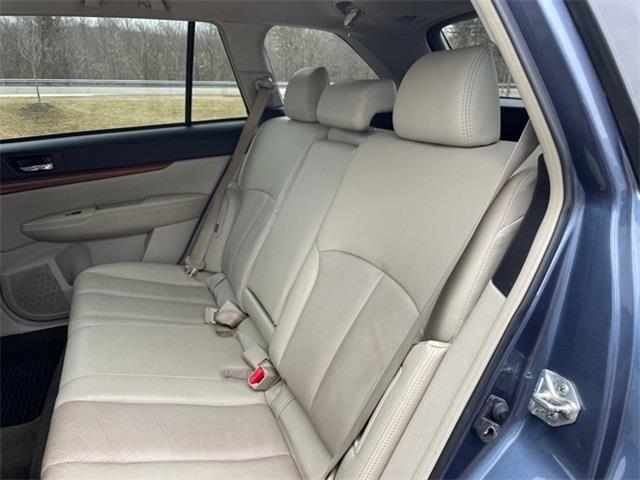 2013 Subaru Outback 2.5i, available for sale in Avon, Connecticut | Sullivan Automotive Group. Avon, Connecticut 2013 Subaru Outback 2.5i, available for sale in Avon, Connecticut | Sullivan Automotive Group. Avon, Connecticut