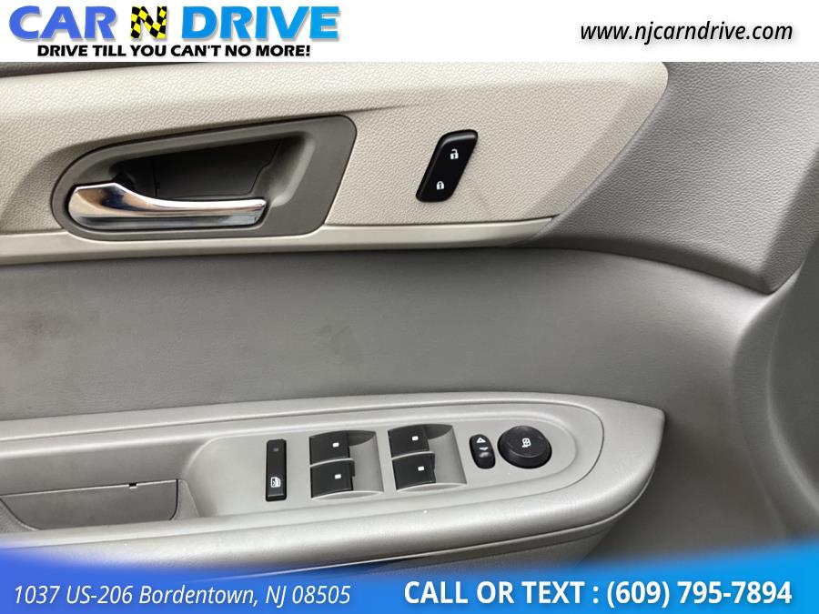 2017 Chevrolet Traverse LS FWD w/PDC, available for sale in Burlington, New Jersey | Car N Drive. Burlington, New Jersey 2017 Chevrolet Traverse LS FWD w/PDC, available for sale in Burlington, New Jersey | Car N Drive. Burlington, New Jersey