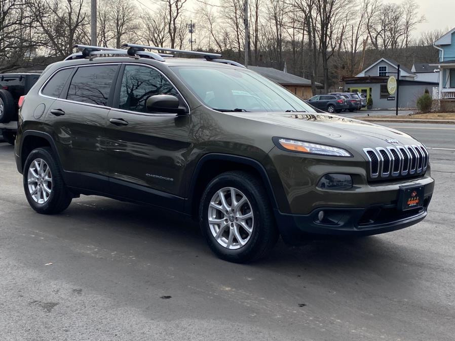 2016 Jeep Cherokee 4WD 4dr Latitude, available for sale in Canton, Connecticut | Lava Motors 2 Inc. Canton, Connecticut 2016 Jeep Cherokee 4WD 4dr Latitude, available for sale in Canton, Connecticut | Lava Motors 2 Inc. Canton, Connecticut