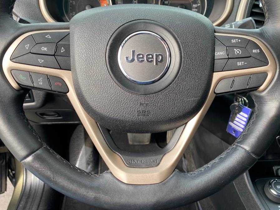 2016 Jeep Cherokee 4WD 4dr Latitude, available for sale in Canton, Connecticut | Lava Motors 2 Inc. Canton, Connecticut 2016 Jeep Cherokee 4WD 4dr Latitude, available for sale in Canton, Connecticut | Lava Motors 2 Inc. Canton, Connecticut