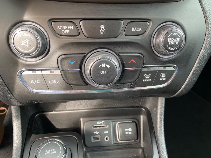 2016 Jeep Cherokee 4WD 4dr Latitude, available for sale in Canton, Connecticut | Lava Motors 2 Inc. Canton, Connecticut 2016 Jeep Cherokee 4WD 4dr Latitude, available for sale in Canton, Connecticut | Lava Motors 2 Inc. Canton, Connecticut