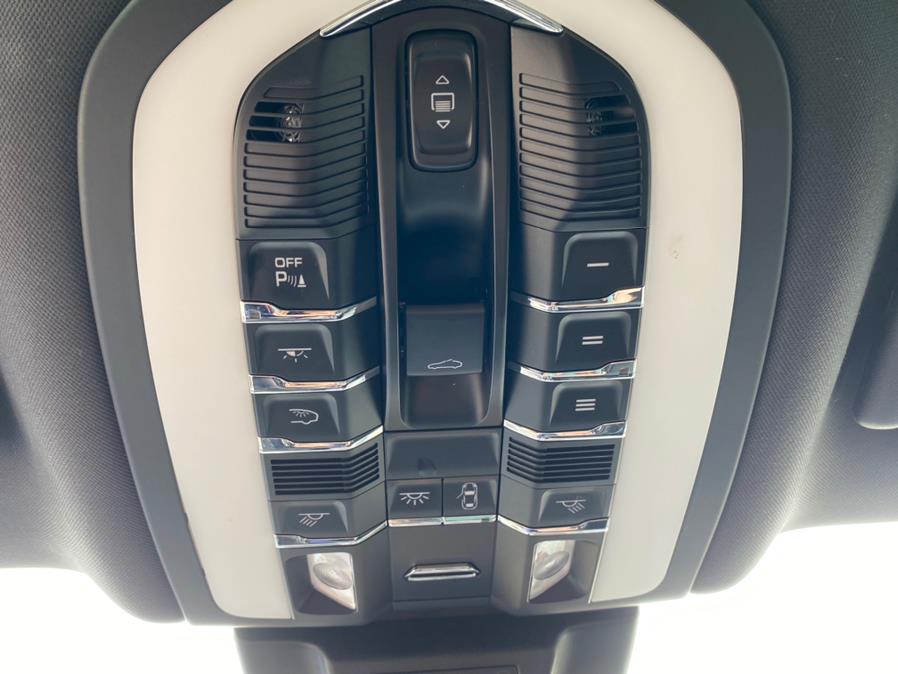 2018 Porsche Macan AWD, available for sale in Canton, Connecticut | Lava Motors 2 Inc. Canton, Connecticut 2018 Porsche Macan AWD, available for sale in Canton, Connecticut | Lava Motors 2 Inc. Canton, Connecticut