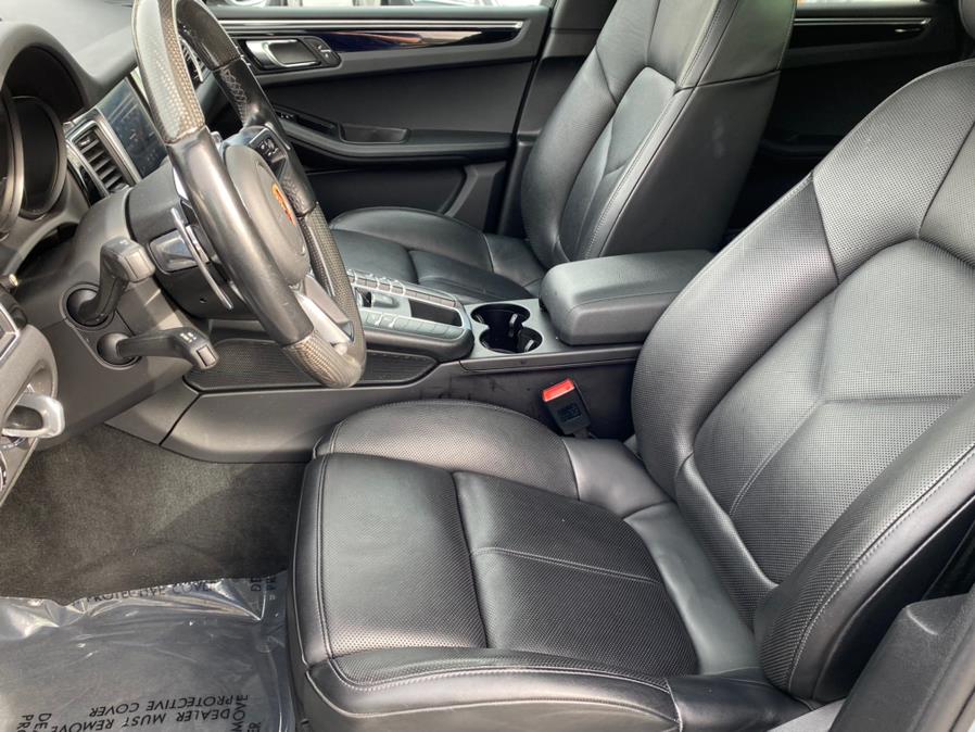 2018 Porsche Macan AWD, available for sale in Canton, Connecticut | Lava Motors 2 Inc. Canton, Connecticut 2018 Porsche Macan AWD, available for sale in Canton, Connecticut | Lava Motors 2 Inc. Canton, Connecticut