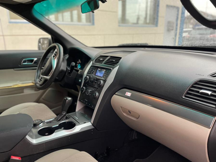 2015 Ford Explorer CLEAN CARFAX, available for sale in Elmont, New York | Sunrise of Elmont. Elmont, New York 2015 Ford Explorer CLEAN CARFAX, available for sale in Elmont, New York | Sunrise of Elmont. Elmont, New York