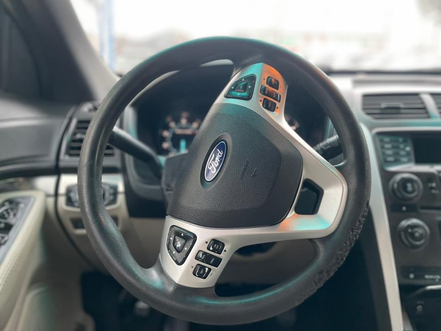 2015 Ford Explorer CLEAN CARFAX, available for sale in Elmont, New York | Sunrise of Elmont. Elmont, New York 2015 Ford Explorer CLEAN CARFAX, available for sale in Elmont, New York | Sunrise of Elmont. Elmont, New York