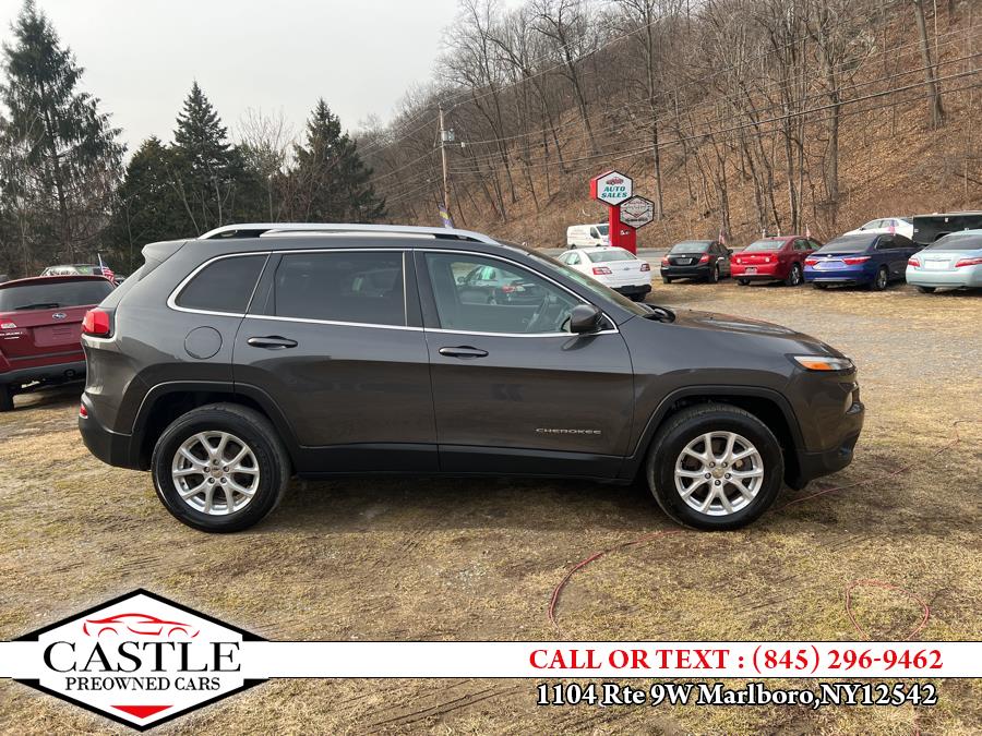 2017 Jeep Cherokee Latitude 4x4, available for sale in Marlboro, New York | Castle Preowned Cars. Marlboro, New York 2017 Jeep Cherokee Latitude 4x4, available for sale in Marlboro, New York | Castle Preowned Cars. Marlboro, New York