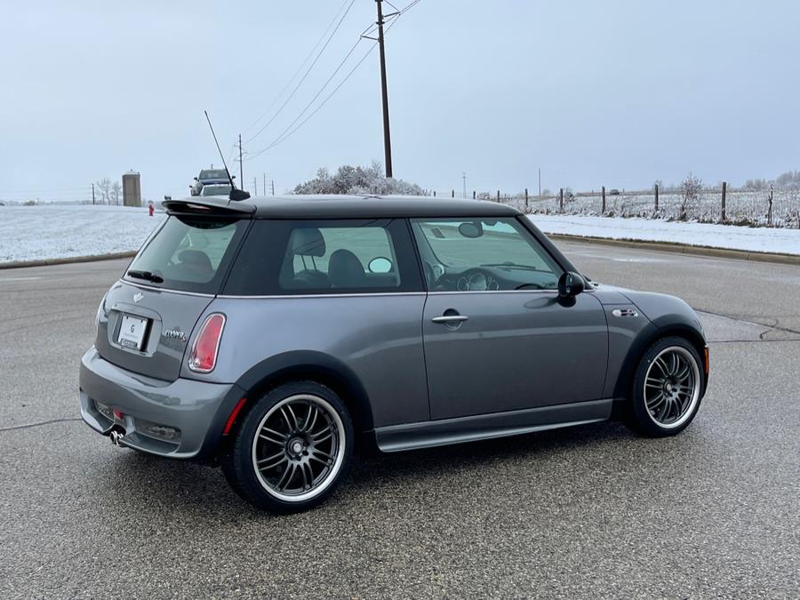 2006 MINI Cooper S 2dr Cpe S, available for sale in Darien, Wisconsin | Geneva Motor Cars. Darien, Wisconsin 2006 MINI Cooper S 2dr Cpe S, available for sale in Darien, Wisconsin | Geneva Motor Cars. Darien, Wisconsin