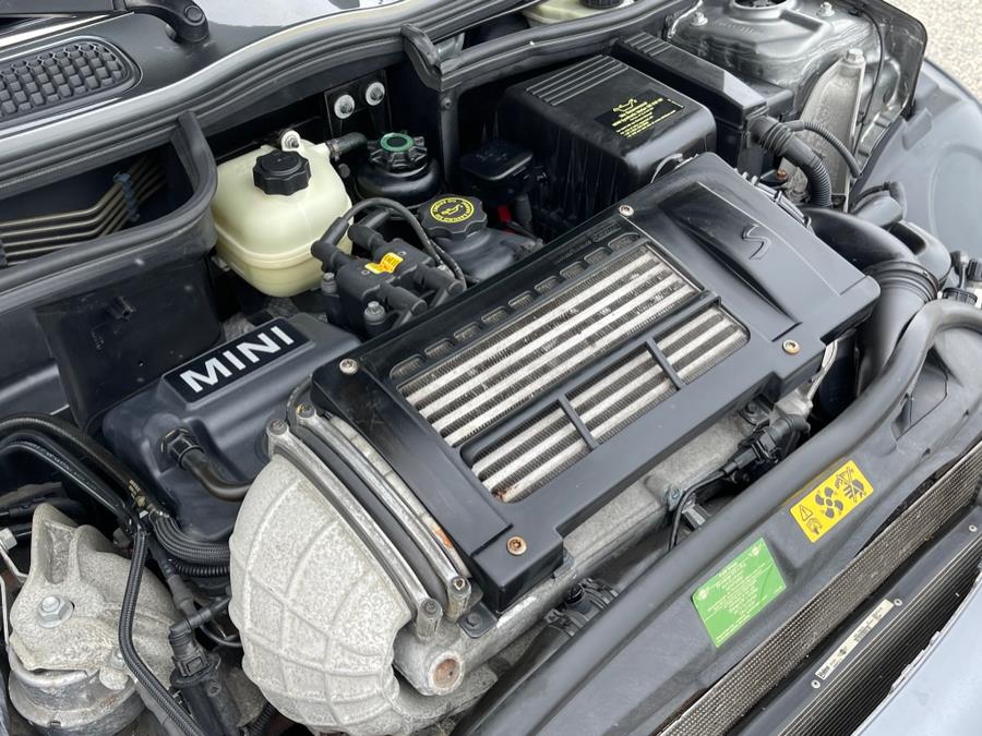2006 MINI Cooper S 2dr Cpe S, available for sale in Darien, Wisconsin | Geneva Motor Cars. Darien, Wisconsin 2006 MINI Cooper S 2dr Cpe S, available for sale in Darien, Wisconsin | Geneva Motor Cars. Darien, Wisconsin
