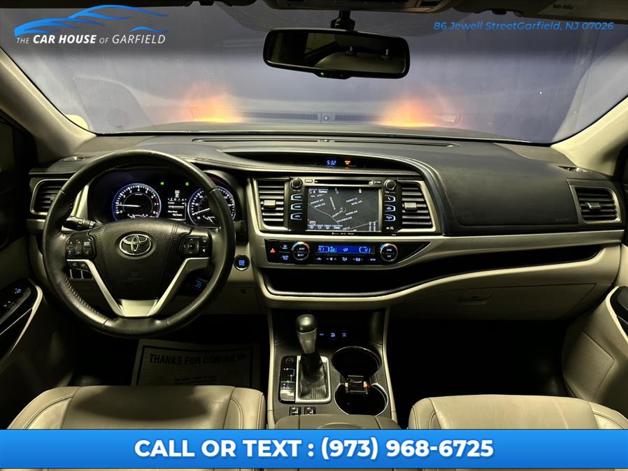 2016 Toyota Highlander AWD 4dr V6 XLE (Natl), available for sale in Garfield, New Jersey | Car House Of Garfield. Garfield, New Jersey 2016 Toyota Highlander AWD 4dr V6 XLE (Natl), available for sale in Garfield, New Jersey | Car House Of Garfield. Garfield, New Jersey