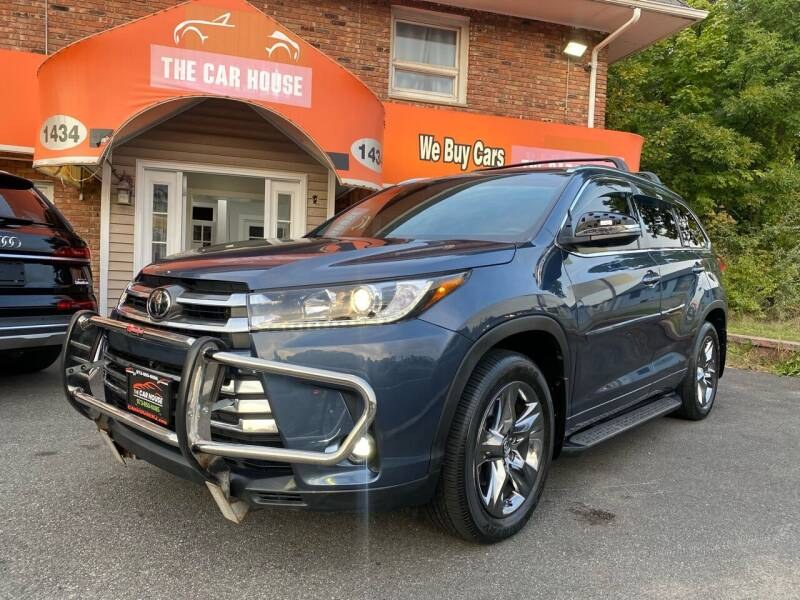 2019 Toyota Highlander Limited Platinum V6 AWD (Natl), available for sale in Bloomingdale, New Jersey | Bloomingdale Auto Group. Bloomingdale, New Jersey