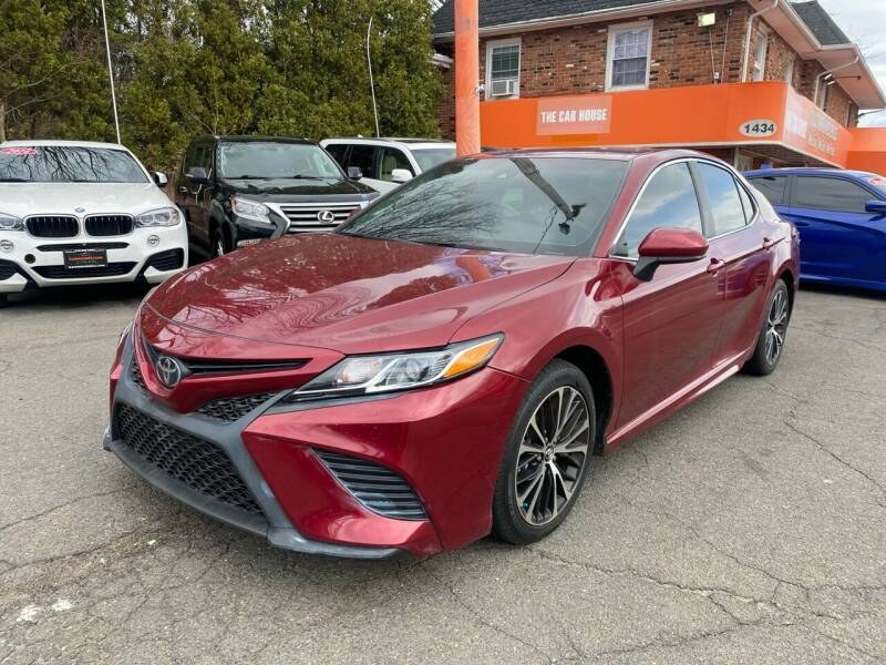 2018 Toyota Camry SE Auto (Natl), available for sale in Bloomingdale, New Jersey | Bloomingdale Auto Group. Bloomingdale, New Jersey