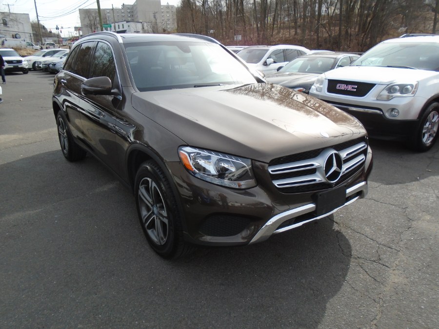 Used Mercedes-Benz GLC GLC 300 4MATIC SUV 2017 | Jim Juliani Motors. Waterbury, Connecticut