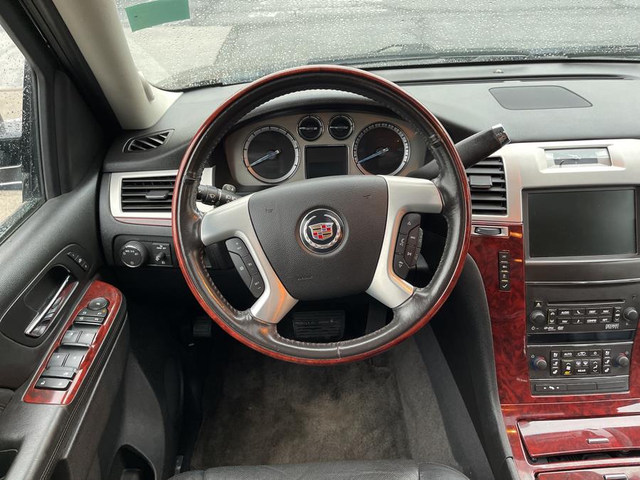 2011 Cadillac Escalade AWD 4dr Base, available for sale in Bronx, New York | New York Motors Group Solutions LLC. Bronx, New York 2011 Cadillac Escalade AWD 4dr Base, available for sale in Bronx, New York | New York Motors Group Solutions LLC. Bronx, New York