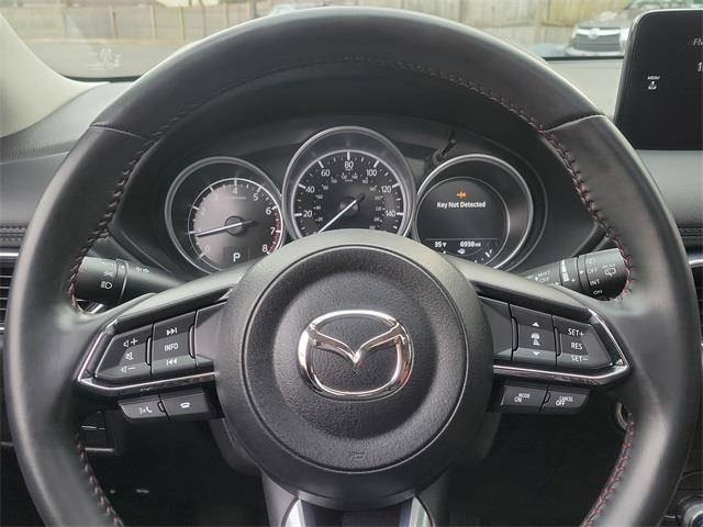 2022 Mazda Cx-5 2.5 S Carbon Edition, available for sale in Stratford, Connecticut | Wiz Leasing Inc. Stratford, Connecticut 2022 Mazda Cx-5 2.5 S Carbon Edition, available for sale in Stratford, Connecticut | Wiz Leasing Inc. Stratford, Connecticut