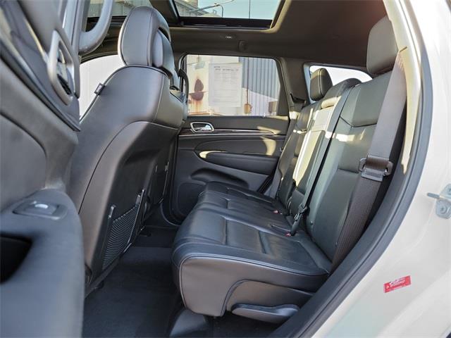 2018 Jeep Grand Cherokee Overland, available for sale in Stratford, Connecticut | Wiz Leasing Inc. Stratford, Connecticut 2018 Jeep Grand Cherokee Overland, available for sale in Stratford, Connecticut | Wiz Leasing Inc. Stratford, Connecticut