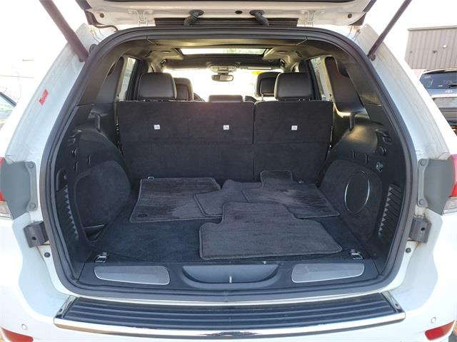 2018 Jeep Grand Cherokee Overland, available for sale in Stratford, Connecticut | Wiz Leasing Inc. Stratford, Connecticut 2018 Jeep Grand Cherokee Overland, available for sale in Stratford, Connecticut | Wiz Leasing Inc. Stratford, Connecticut