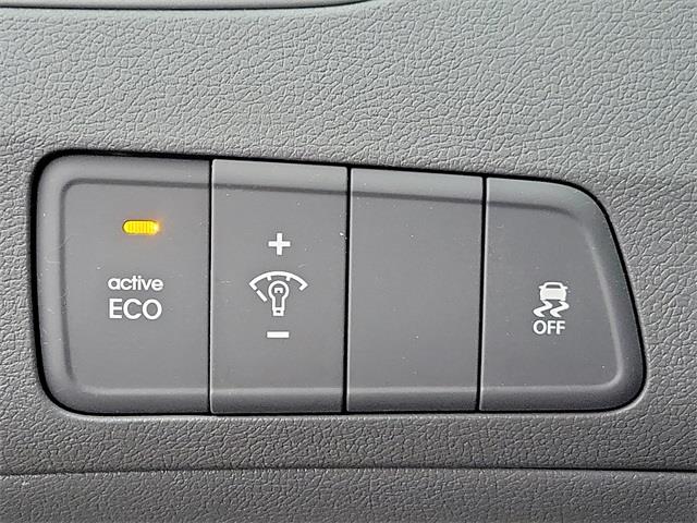 2015 Hyundai Elantra SE, available for sale in Stratford, Connecticut | Wiz Leasing Inc. Stratford, Connecticut 2015 Hyundai Elantra SE, available for sale in Stratford, Connecticut | Wiz Leasing Inc. Stratford, Connecticut