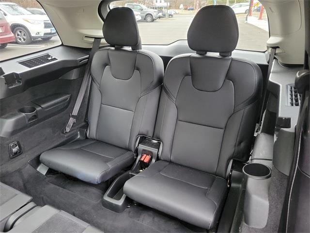 2016 Volvo Xc90 T6 Momentum, available for sale in Stratford, Connecticut | Wiz Leasing Inc. Stratford, Connecticut 2016 Volvo Xc90 T6 Momentum, available for sale in Stratford, Connecticut | Wiz Leasing Inc. Stratford, Connecticut