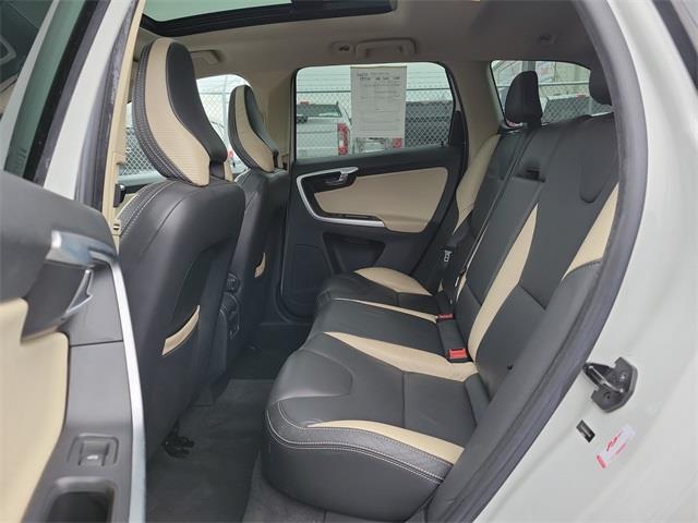 2011 Volvo Xc60 T6, available for sale in Stratford, Connecticut | Wiz Leasing Inc. Stratford, Connecticut 2011 Volvo Xc60 T6, available for sale in Stratford, Connecticut | Wiz Leasing Inc. Stratford, Connecticut