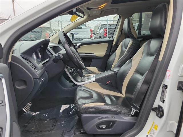 2011 Volvo Xc60 T6, available for sale in Stratford, Connecticut | Wiz Leasing Inc. Stratford, Connecticut 2011 Volvo Xc60 T6, available for sale in Stratford, Connecticut | Wiz Leasing Inc. Stratford, Connecticut