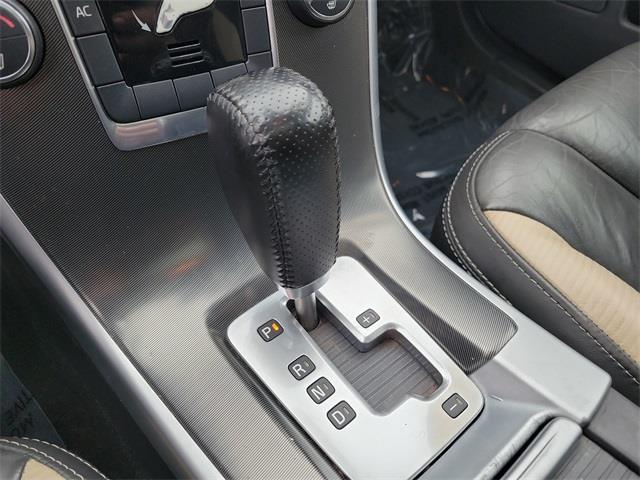 2011 Volvo Xc60 T6, available for sale in Stratford, Connecticut | Wiz Leasing Inc. Stratford, Connecticut 2011 Volvo Xc60 T6, available for sale in Stratford, Connecticut | Wiz Leasing Inc. Stratford, Connecticut