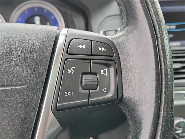 2011 Volvo Xc60 T6, available for sale in Stratford, Connecticut | Wiz Leasing Inc. Stratford, Connecticut 2011 Volvo Xc60 T6, available for sale in Stratford, Connecticut | Wiz Leasing Inc. Stratford, Connecticut