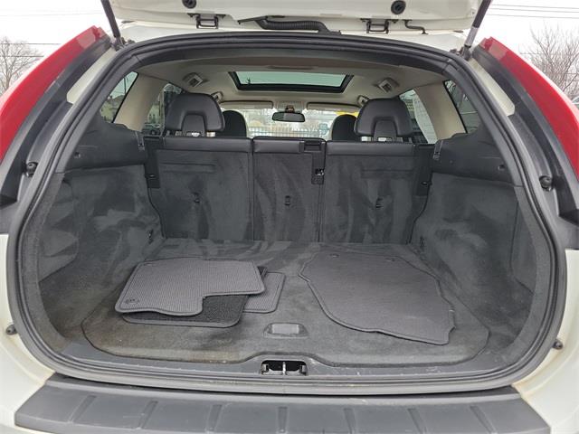 2011 Volvo Xc60 T6, available for sale in Stratford, Connecticut | Wiz Leasing Inc. Stratford, Connecticut 2011 Volvo Xc60 T6, available for sale in Stratford, Connecticut | Wiz Leasing Inc. Stratford, Connecticut
