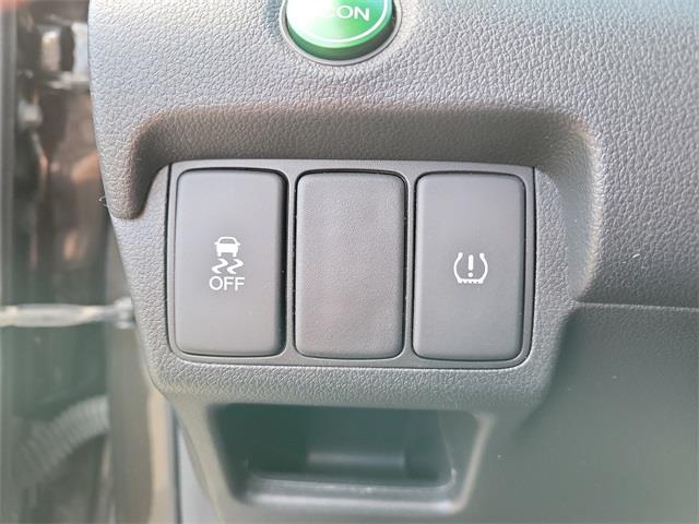 2016 Honda Cr-v EX, available for sale in Stratford, Connecticut | Wiz Leasing Inc. Stratford, Connecticut 2016 Honda Cr-v EX, available for sale in Stratford, Connecticut | Wiz Leasing Inc. Stratford, Connecticut
