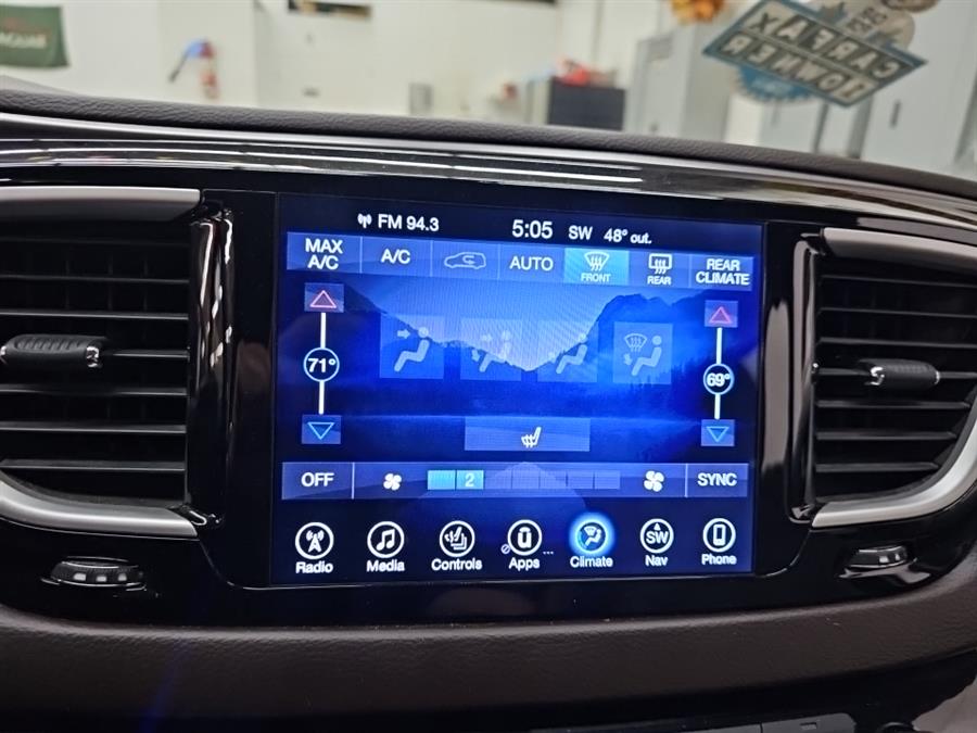 2017 Chrysler Pacifica Touring-L FWD, available for sale in West Haven, Connecticut | Auto Fair Inc.. West Haven, Connecticut 2017 Chrysler Pacifica Touring-L FWD, available for sale in West Haven, Connecticut | Auto Fair Inc.. West Haven, Connecticut