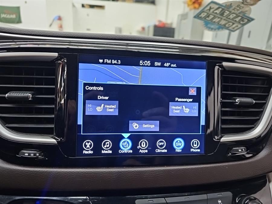2017 Chrysler Pacifica Touring-L FWD, available for sale in West Haven, Connecticut | Auto Fair Inc.. West Haven, Connecticut 2017 Chrysler Pacifica Touring-L FWD, available for sale in West Haven, Connecticut | Auto Fair Inc.. West Haven, Connecticut