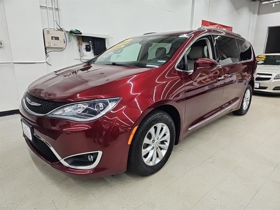 2017 Chrysler Pacifica Touring-L FWD, available for sale in West Haven, Connecticut | Auto Fair Inc.. West Haven, Connecticut 2017 Chrysler Pacifica Touring-L FWD, available for sale in West Haven, Connecticut | Auto Fair Inc.. West Haven, Connecticut